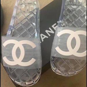 Chanel jellys